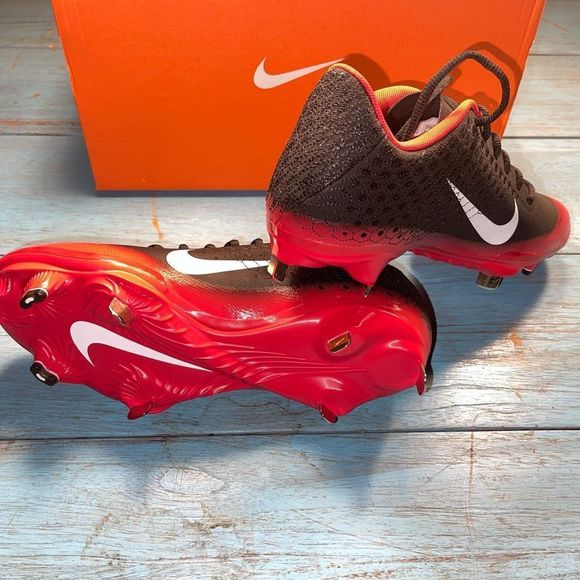 📦 Multiple Sizes Nike Lunar Vapor ULTRAFLY Elite 2 Baseball Cleats AO7946 004 - Picture 2 of 3